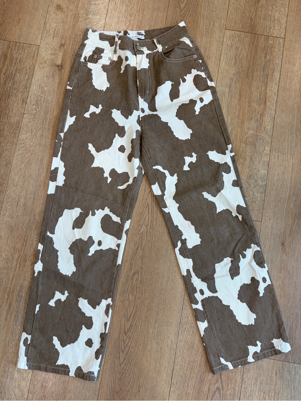 12th Tribe Brown Cow Print Wide Leg Jeans Size Small Western Ranch - Picture 1 of 6